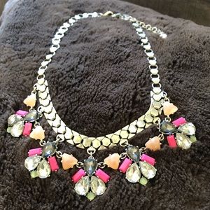 Gorgeous pink and silver Stella Dot necklace